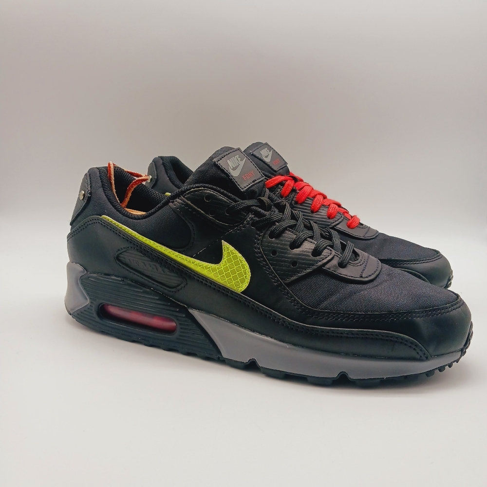 Nike Air Max 90 Premium 'FDNY' Streetwear Shoes Size 11 for Men - Picture 1 of 15